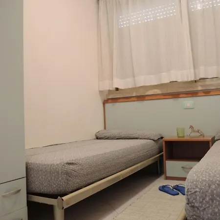 Enjoy Your In Our Lovely Flat With Garden Бібіоне