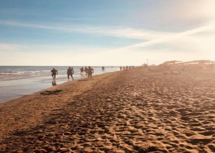 Lägenhet Enjoy Your In Our Lovely Flat With Garden *